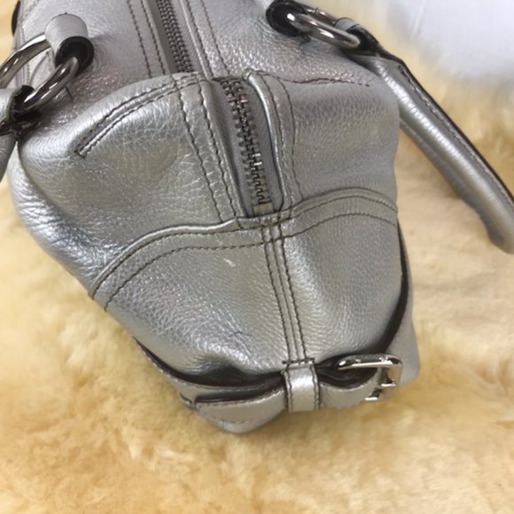 Tignanello silver leather Satchel handbag - Picture 4 of 10
